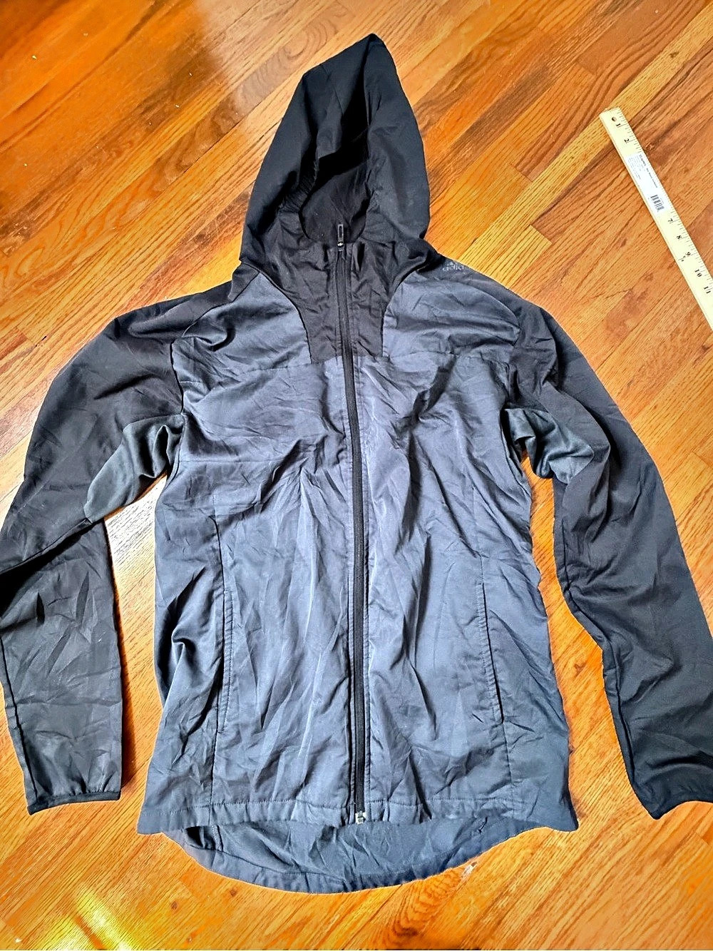 Adidas ClimaLite Women’s Hooded Full Zip Running Jacket Size M Black Gray